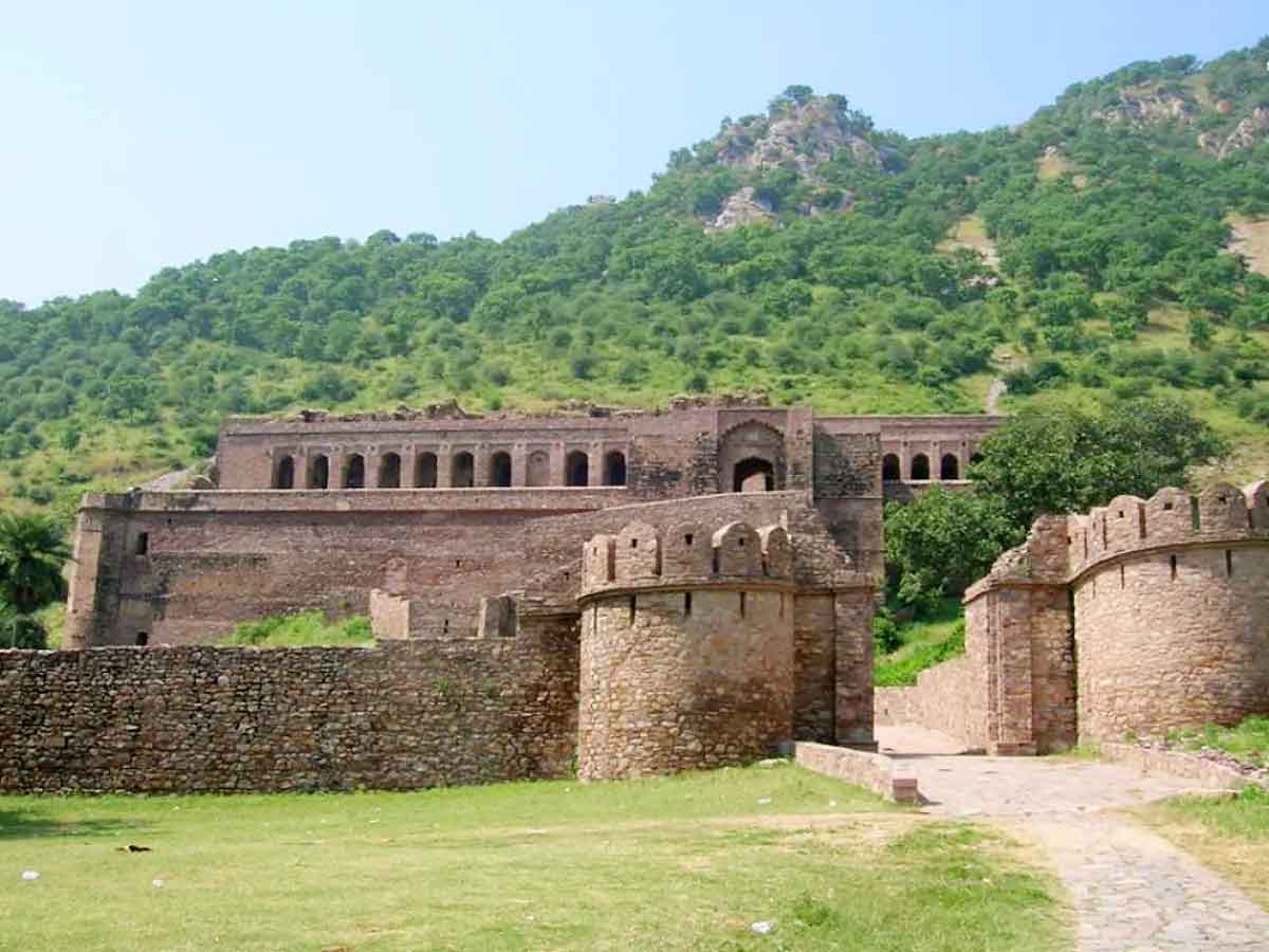 Bandhavgarh Fort