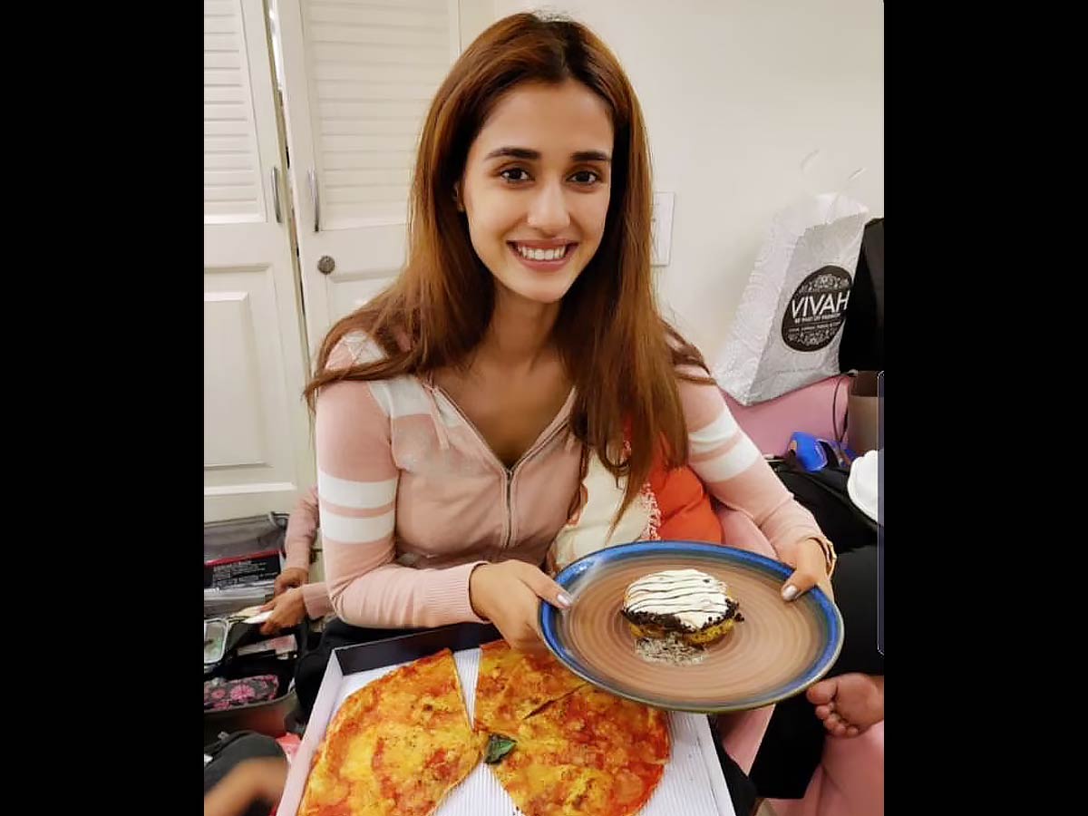 Disha Patani Cheat Day, Disha patani workout,