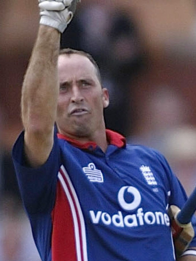 8 Cricketers Who Were Born In India But Played For Different Countries