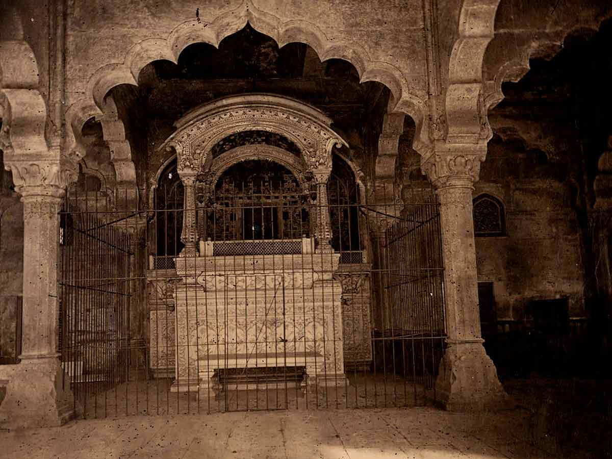 Golden Bird, the peacock throne