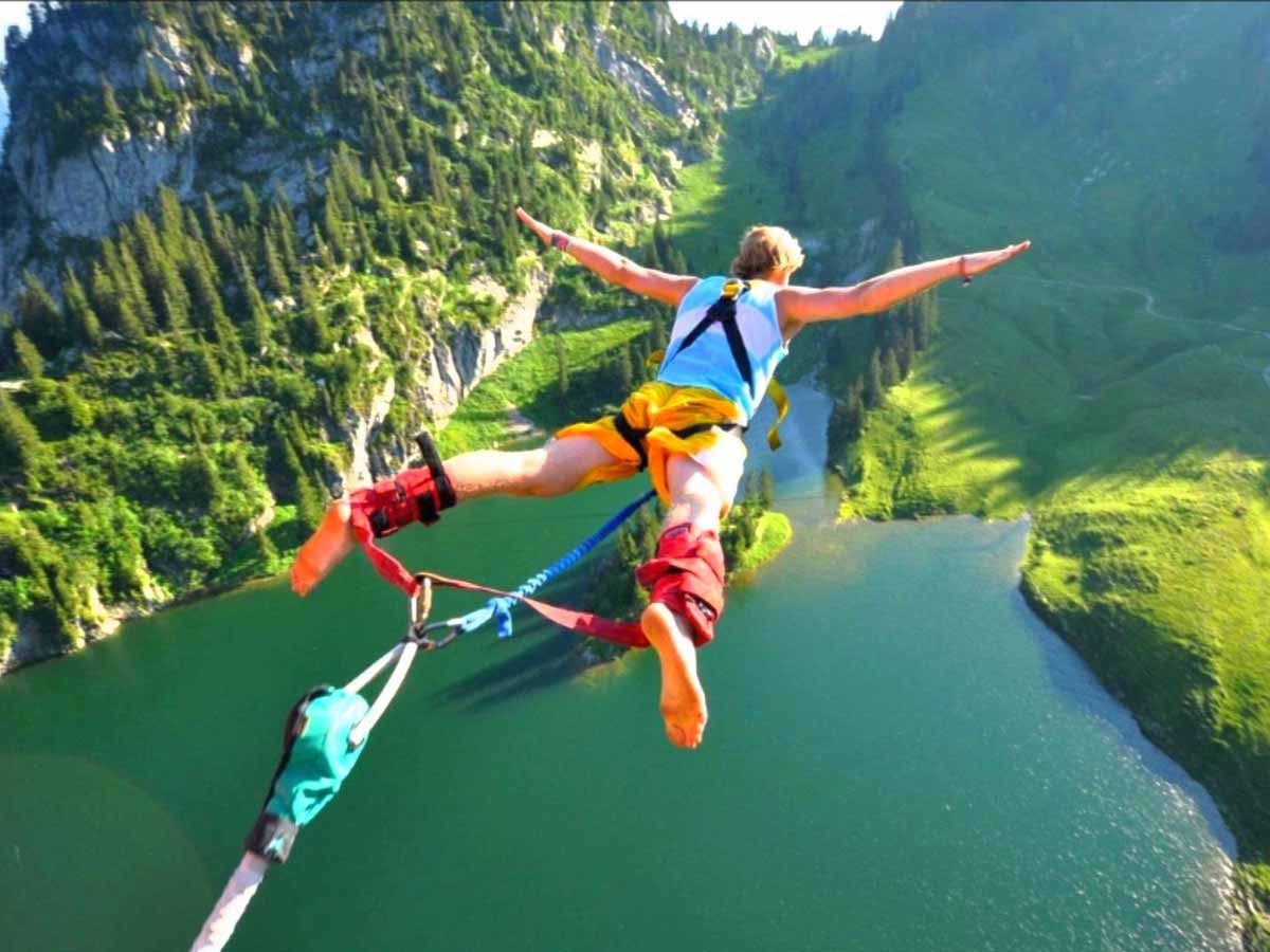 Bungee Jumping