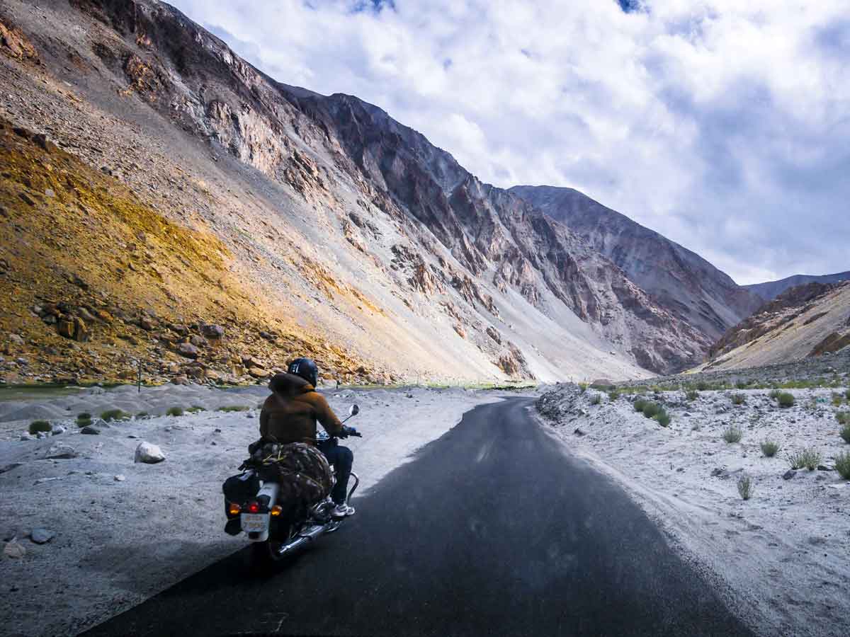 Manali to leh motorcycle trip