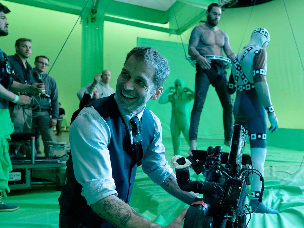 Zack Snyder behind the scene