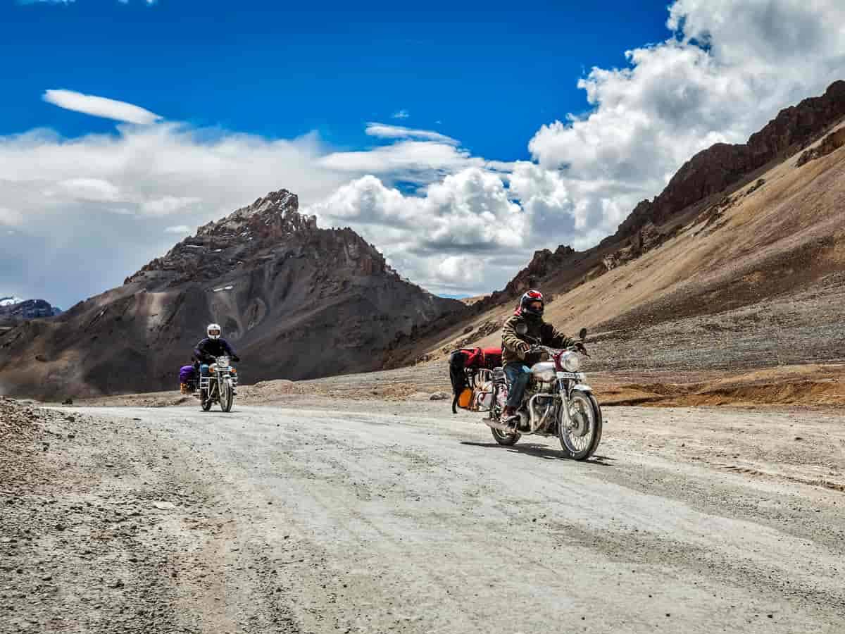 Srinagar motorcycle tour