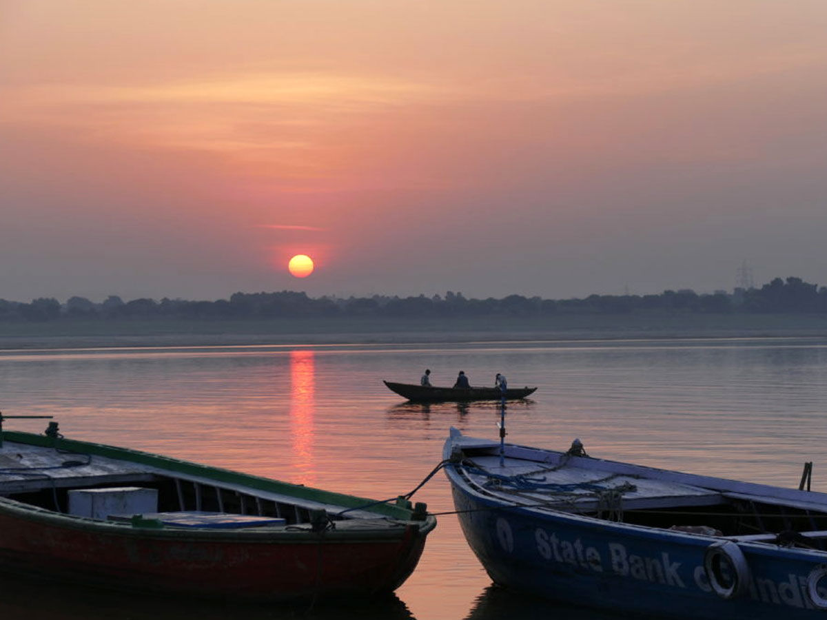 sunset in varanasi