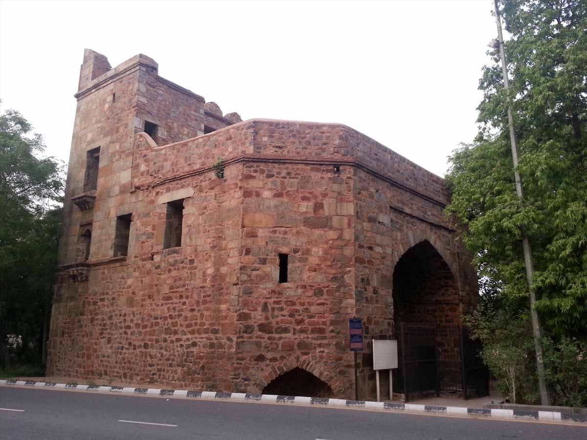 khooni darwaza