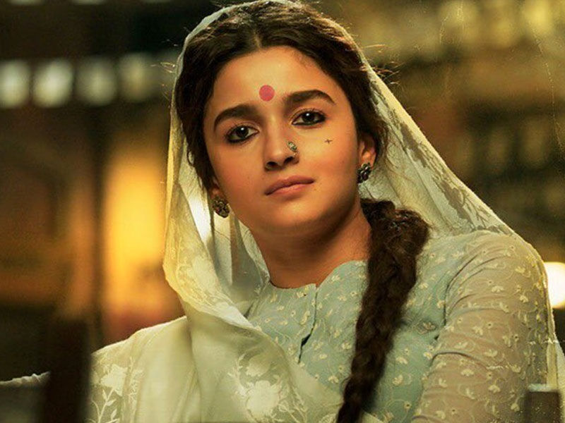 alia bhatt as gangubai kathiawadi 