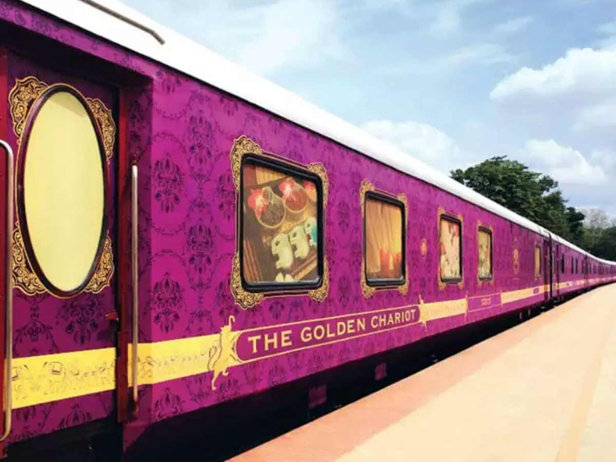 golden chariot the luxurious train in india