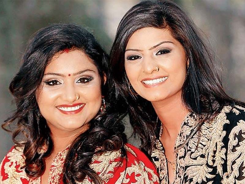 nooran sisters