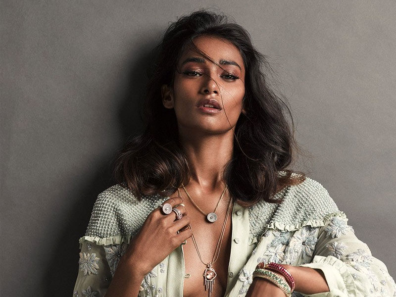 nidhi sunil 