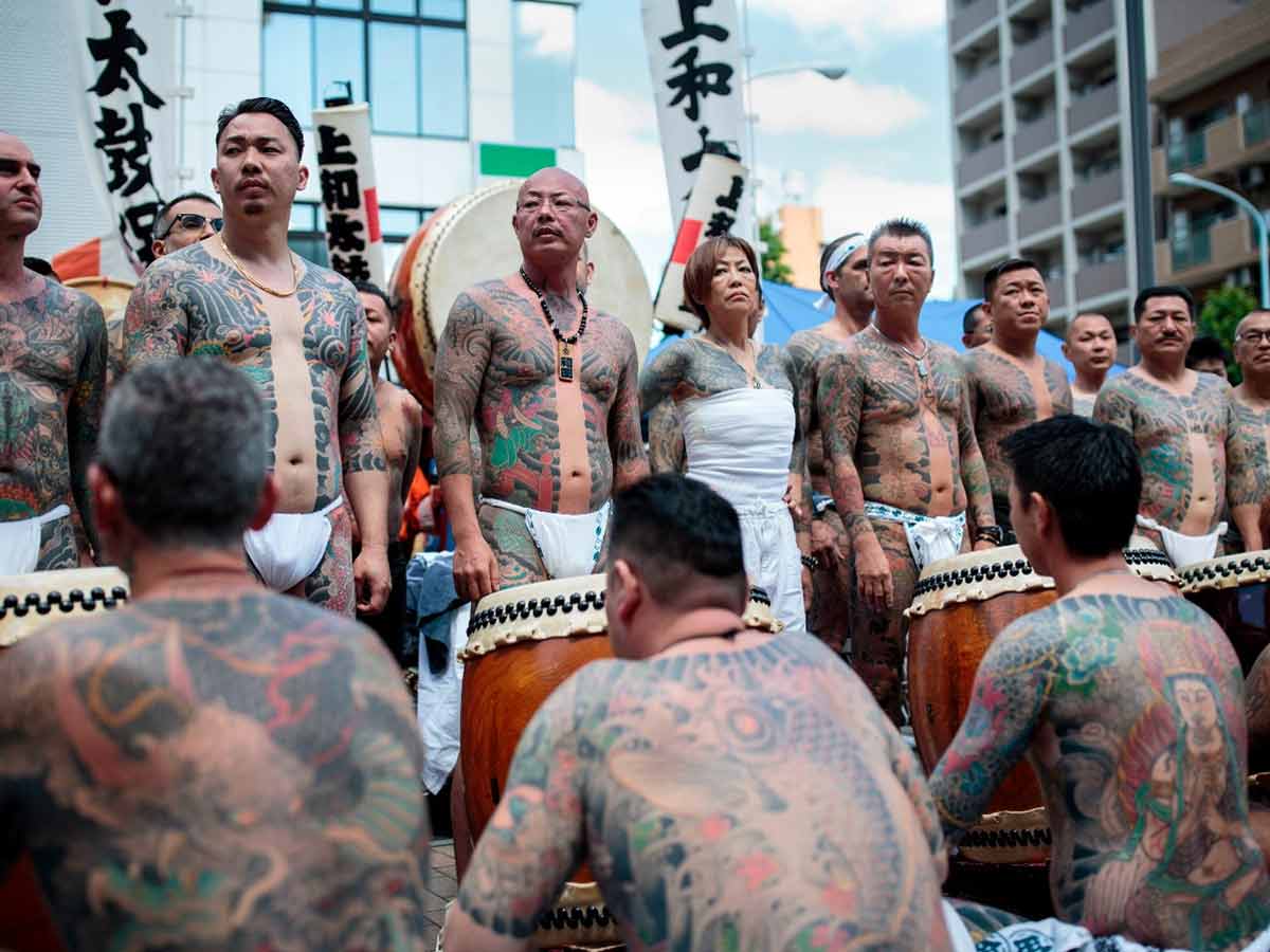 Japanese gang photos with cars