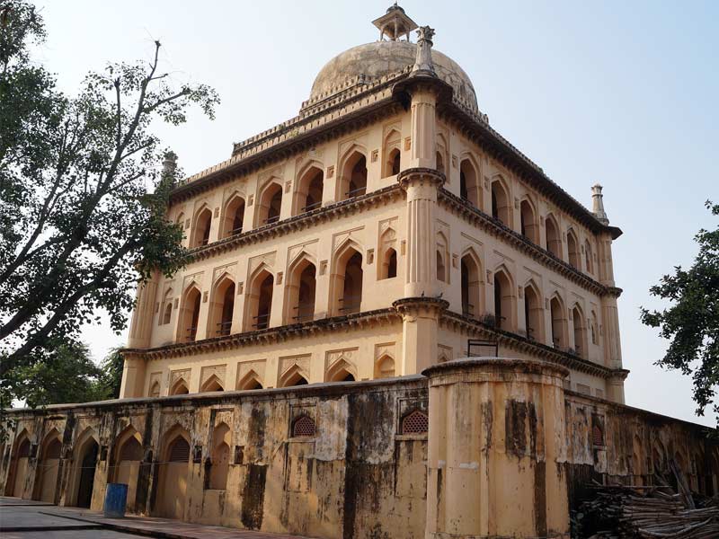 fateh jang gumbad