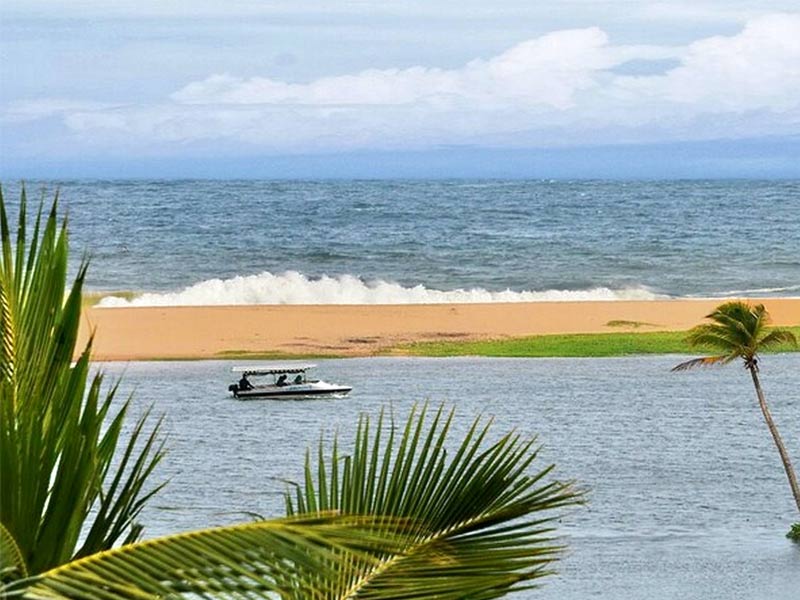 poovar beach