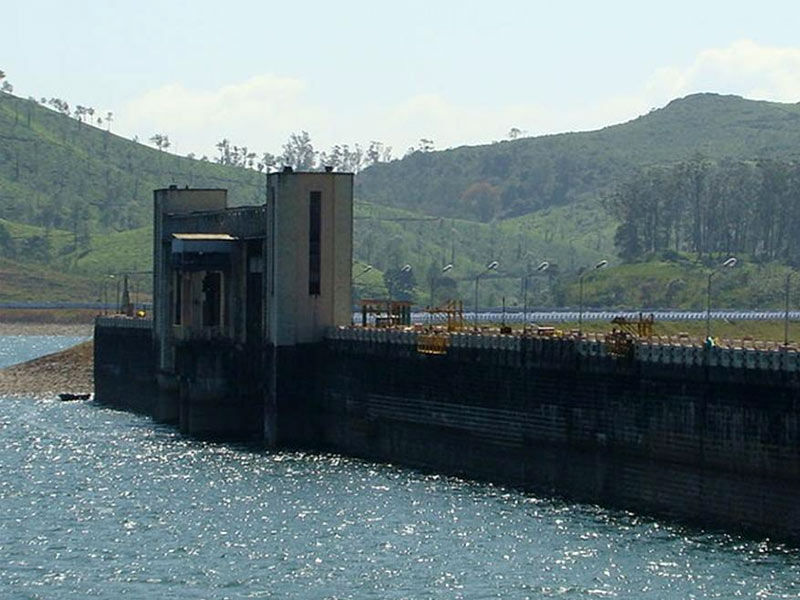 Sholayar dam