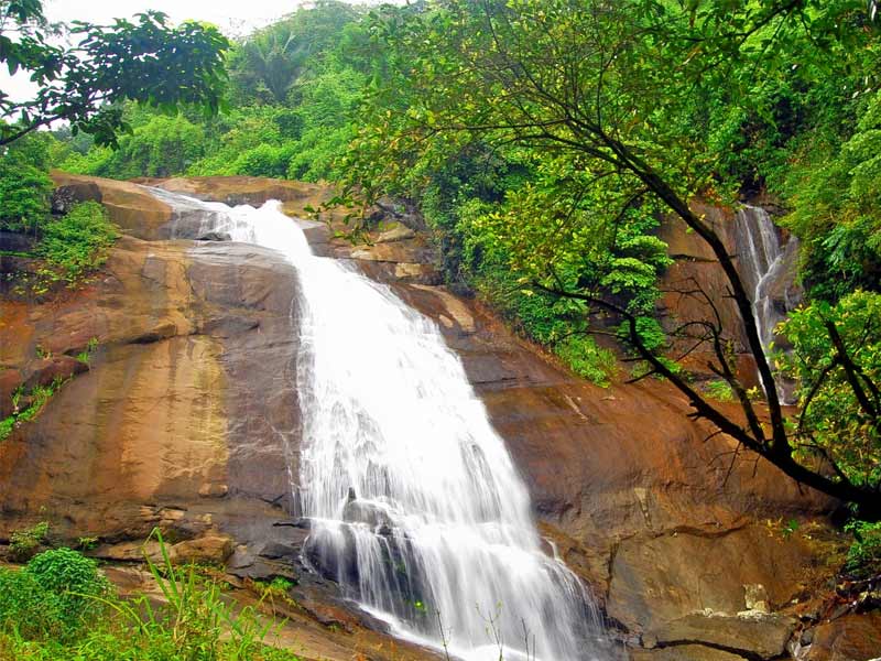 Thusharagiri falls