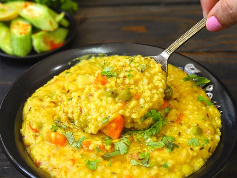 khichdi, indian breakfast for weight loss