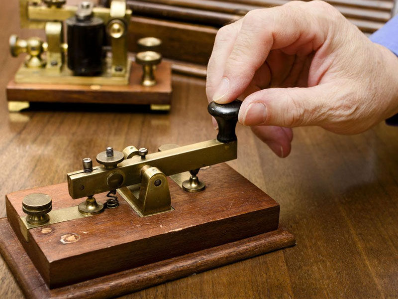 morse code, morse code machine, morse code transmitter, telegraph