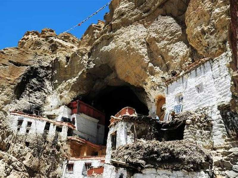 phugtal gompa, phuktal gompa, phuktar gompa