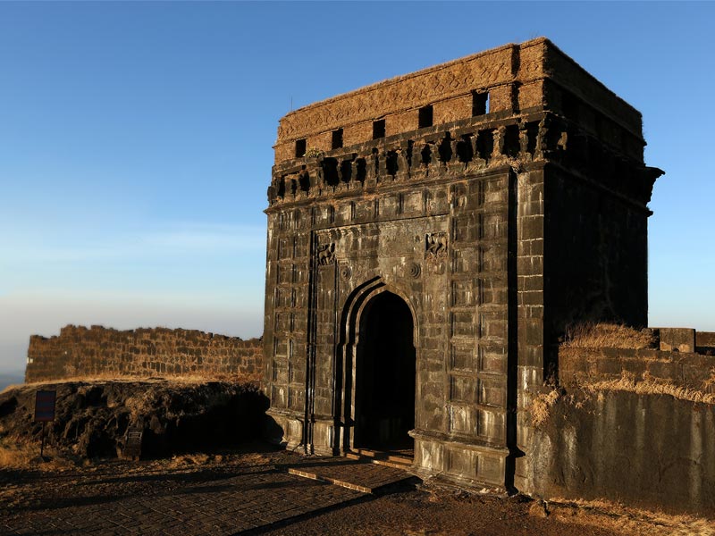 raigad fort, raigad fort about