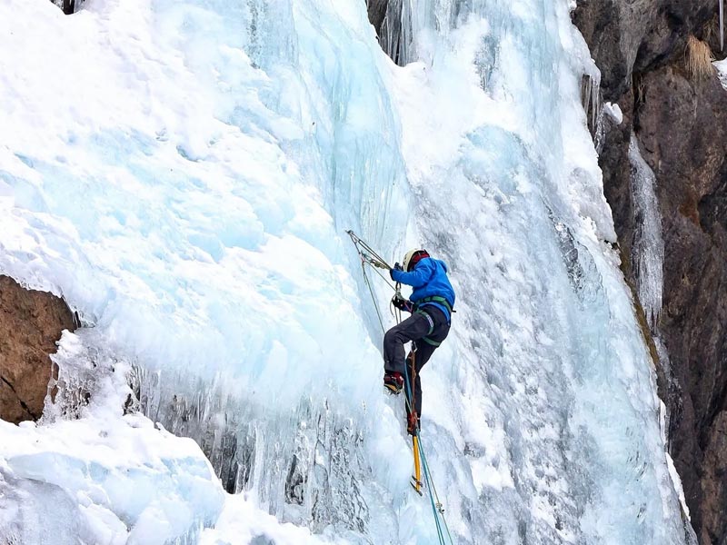 kolahoi glacier, kolahoi, kolahoi glacier trek, kolahoi glacier pahalgam