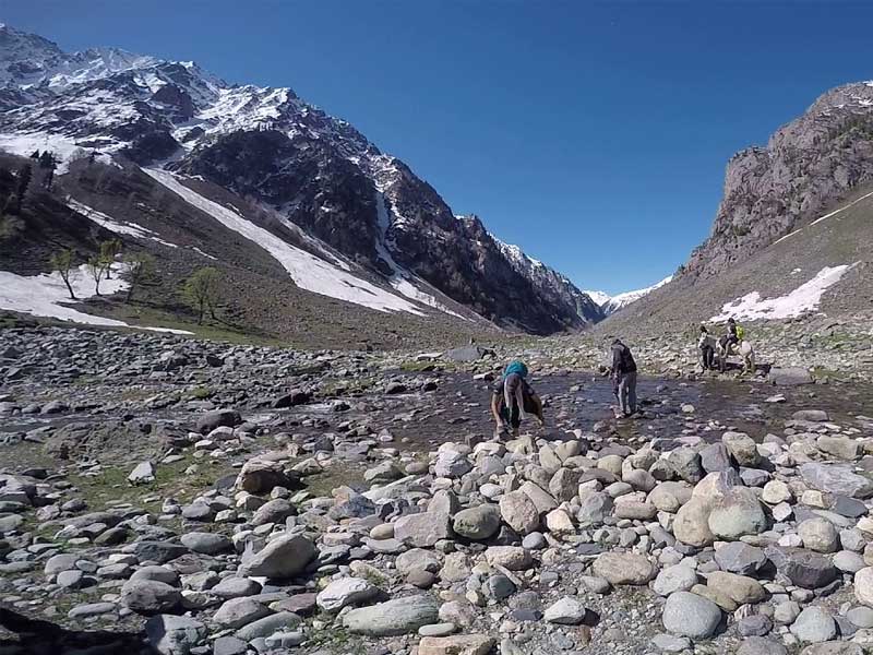 kolahoi glacier, kolahoi, kolahoi glacier trek, kolahoi glacier pahalgam