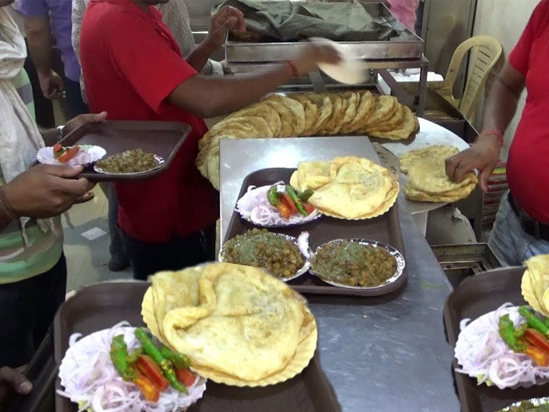 best chole bhature in delhi, best chole bhature near me, chole bhature delhi famous, chole bhature, bhature chole recipe, chole bhature recipe, chole bhature near me, chole bhature challenge, sita ram chole bhature, chole bhature in delhi, chole bhature delhi, chole bhature eating, chole bhature ki recipe, chole bhature recipe in hindi, ram chole bhature rajouri garden