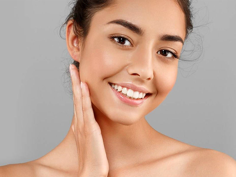 skin toners, best skin toners, what do skin toners do ,natural skin toners ,are skin toners necessary ,best skin toners for mature skin ,oily skin toners ,best skin toners for dry skin ,types of skin toners ,sensitive skin toners