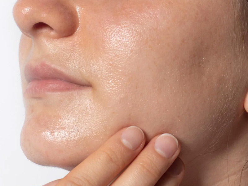 skin toners, best skin toners, what do skin toners do ,natural skin toners ,are skin toners necessary ,best skin toners for mature skin ,oily skin toners ,best skin toners for dry skin ,types of skin toners ,sensitive skin toners