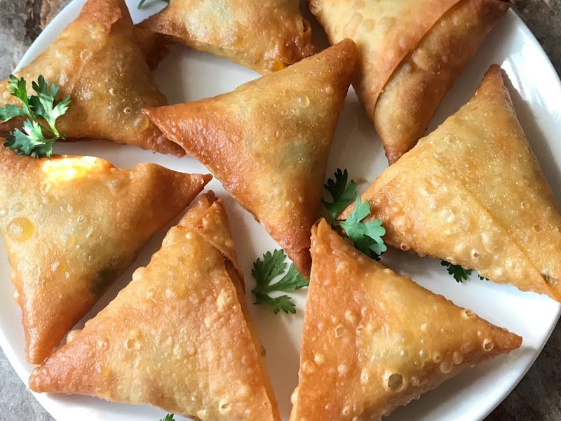 samosa, samosa chaat, samosa recipe, how to make samosa, samosa near me, golden samosa, vegetable samosa, samosa house, chicken samosa,