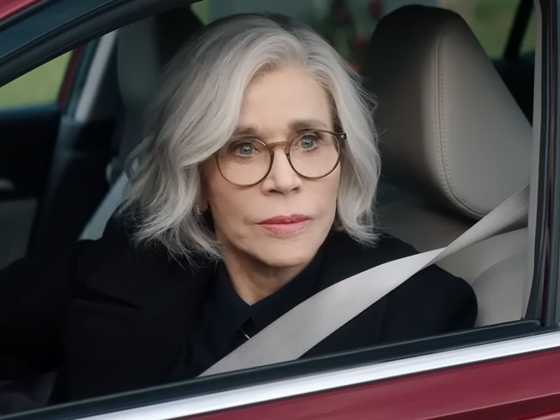 Moving On For Jane Fonda & Lily Tomlin, Vengeance Is A Lukewarm Dish