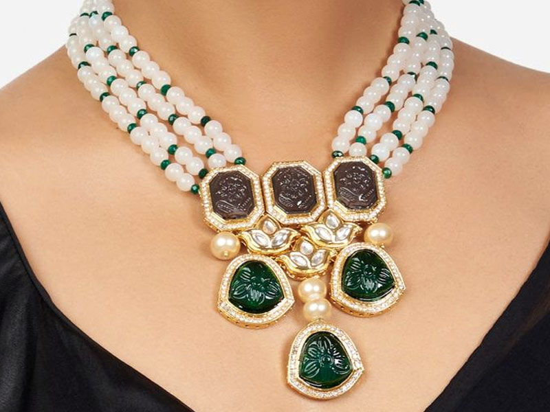 jewelry styles for 2023, 2023 jewelry trends, jewelry 2023, spring 2023 jewelry trends, jewelry trend book 2023, how to redesign jewelry, jewelry trends for 2023, fall 2023 jewelry trends, summer 2023 jewelry trends, gold jewelry in style 2022, jewelry trends in 2023, jewelry trends of 2023, fashion jewelry trends 2023, 2023 jewellery trends