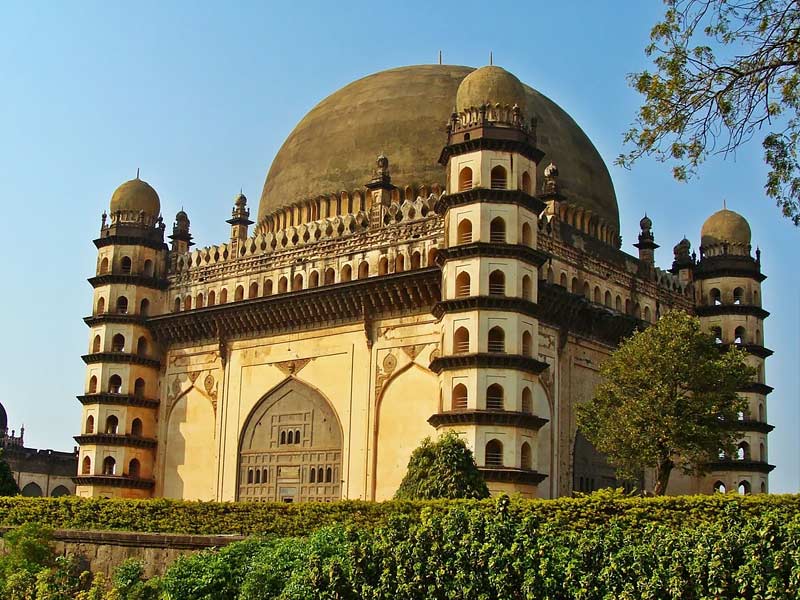 The Citadel, which has its outside walls and moat, is home to palaces, gardens, and halls from the Adil Shahi Dynasty. Most of it is in disrepair. The most remarkable buildings here are the Regal Gagan Mahal, Durbar Hall, Sat Manzil, Jala Manzil, and Bara Kaman.