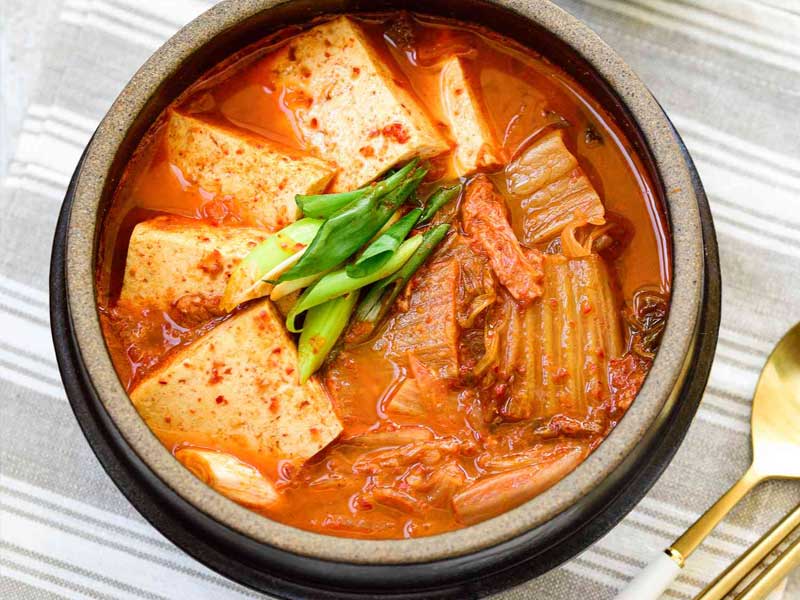 korean food, south korean food, korean food recipes, best korean food, popular korean food, traditional korean food, ramyeon/ ramen, tteokbokki, jiggae, gimbap, jajjangmyeon, gyeran mari, bibimbap, jeon, chicken, kimchi