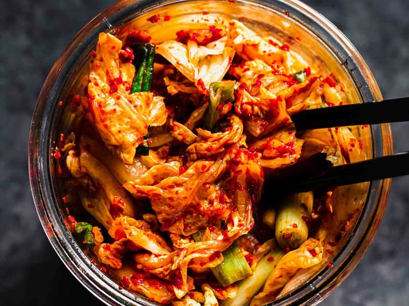 korean food, south korean food, korean food recipes, best korean food, popular korean food, traditional korean food, ramyeon/ ramen, tteokbokki, jiggae, gimbap, jajjangmyeon, gyeran mari, bibimbap, jeon, chicken, kimchi
