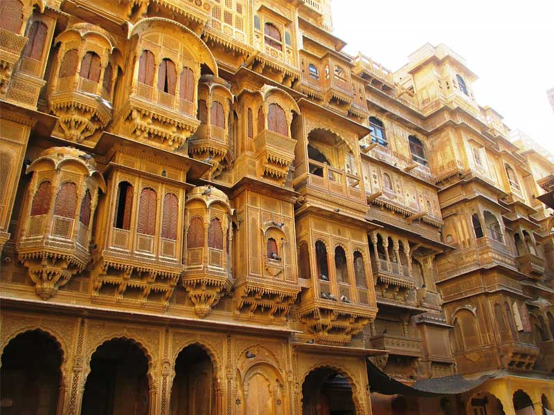 havelis in india, old havelis in india, best havelis in india, havelis in old delhi, haveli of india, jahaj mahal ki haveli, delhi, patwon ki haveli, jaisalmer, rampuria haveli, bikaner, french haveli, ahmedabad, nawalgarh, rajasthan, samode haveli, jaipur, goenka double haveli, mandawa, jukaso ganges, varanasi, bagore ki haveli, udaipur, salim singh ki haveli, rajasthan