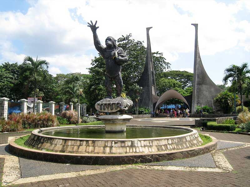jakarta, jakarta attractions, jakarta bali, the national monument, istiqlal mosque, thousand islands, taman mini indonesia park, national museum of indonesia, jakarta cathedral, taman suropati, ragunan zoo, setu babakan, sea world ancol