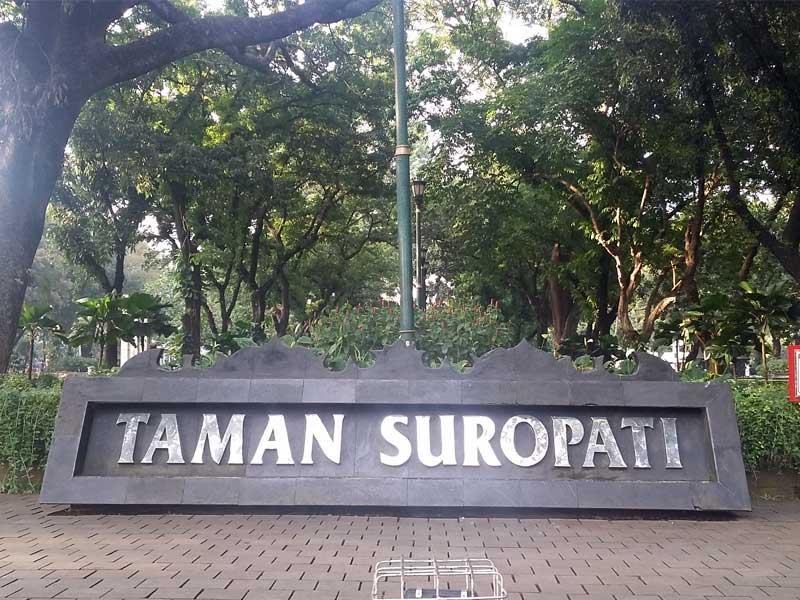 jakarta, jakarta attractions, jakarta bali, the national monument, istiqlal mosque, thousand islands, taman mini indonesia park, national museum of indonesia, jakarta cathedral, taman suropati, ragunan zoo, setu babakan, sea world ancol