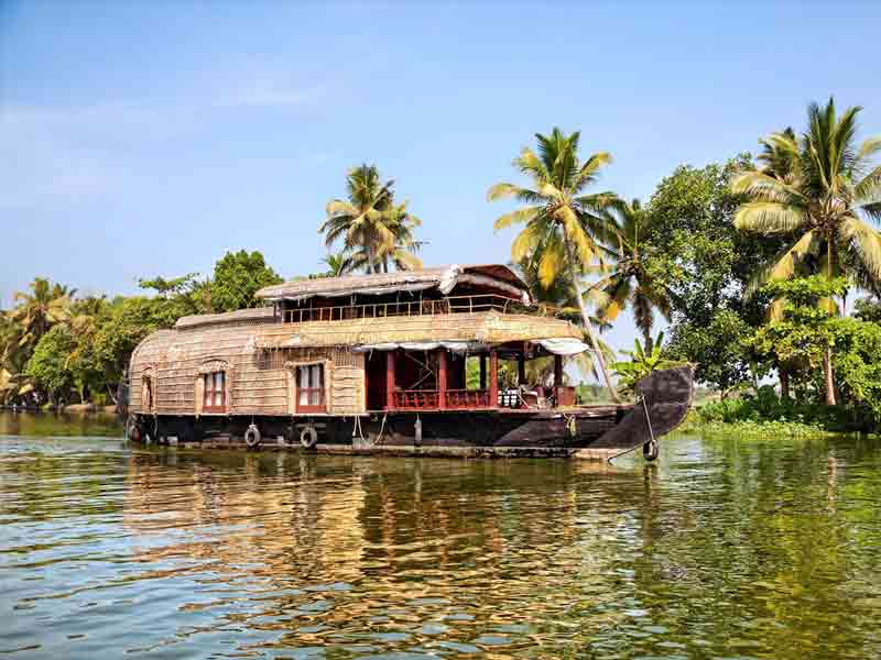 kerala, about kerala tourism, about kerala tourist places, about kerala lottery online, kerala beach, kerala districts