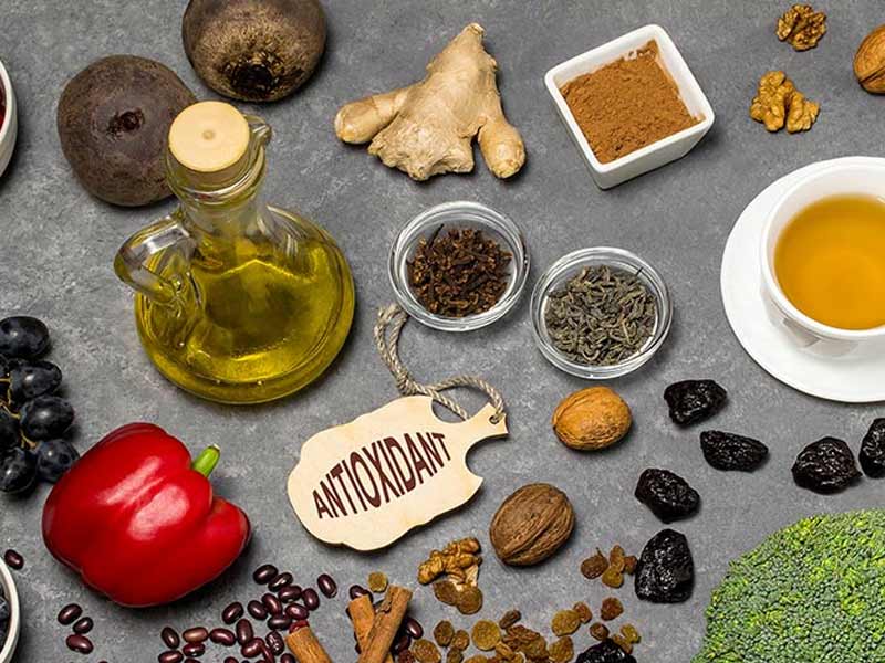 4 Nutritional Deficiencies that can trigger Mood Swings