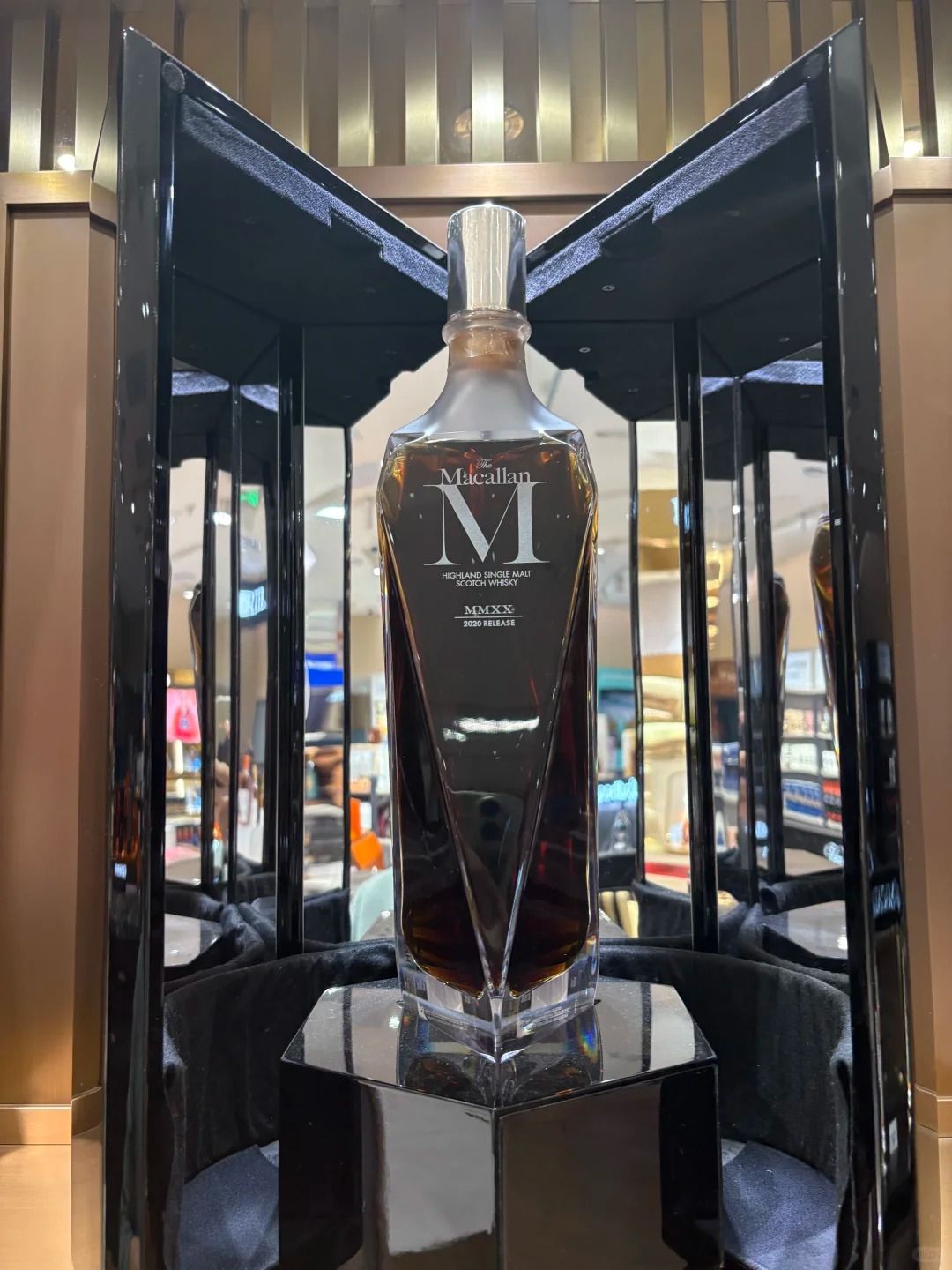 麥卡倫萊儷水晶系列回收