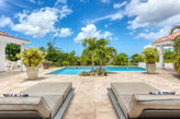 LA NINA... Includes Tennis Court & Gym for 2 lucky couples or small family