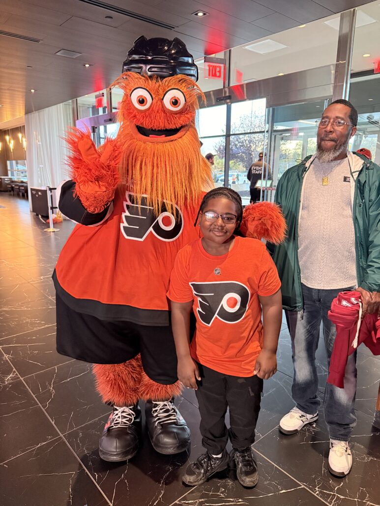 Raymeer Bacon-El meets Flyers Gritty in October 2025.