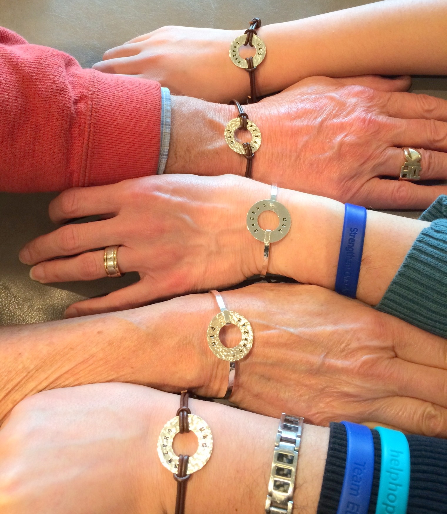 bracelets Chazak HelpHOPELive Ethan Kadish