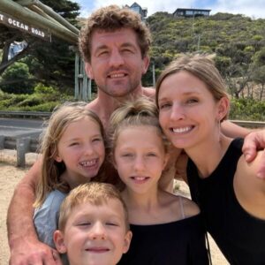 Photo of Ben Askren and family from his Help Hope Live fundraising page for a lung transplant.