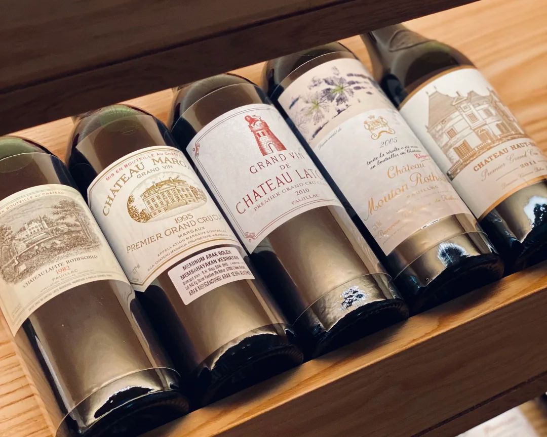 波爾多五大名莊酒款展示，珍藏的「液體黃金」