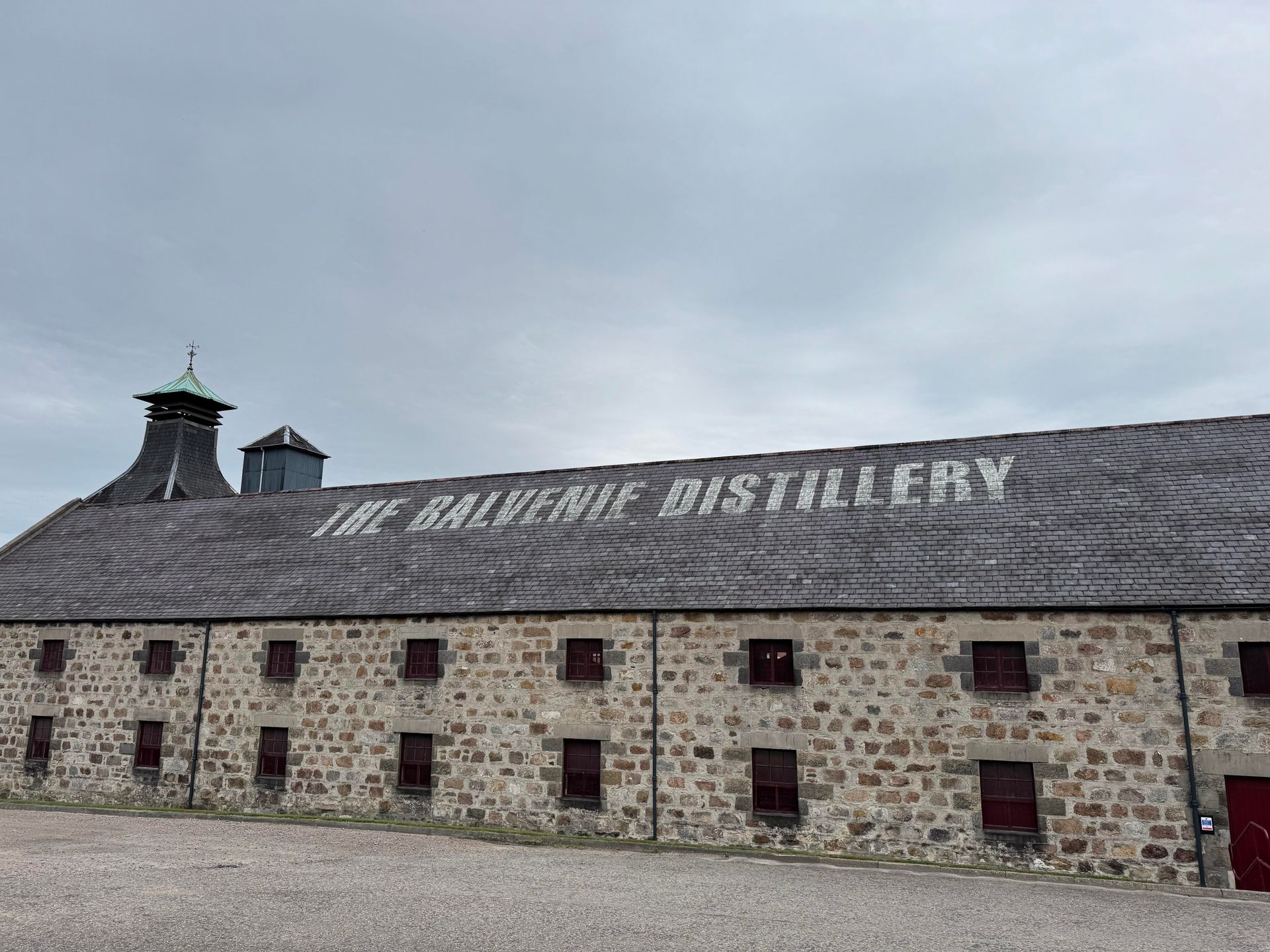 百富蒸餾廠 Dufftown 外觀