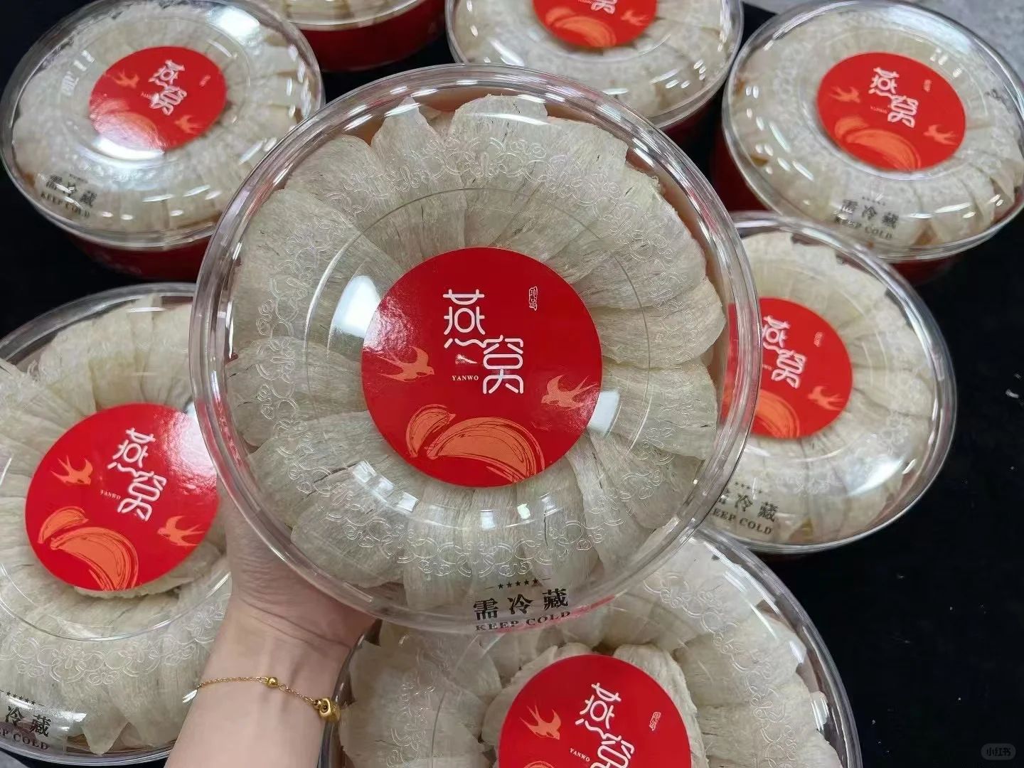燕窩禮盒、散裝燕盞與燕條的估價資料示意