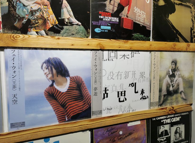 DGG、Decca、EMI 古典黑膠唱片封套與唱片標籤展示