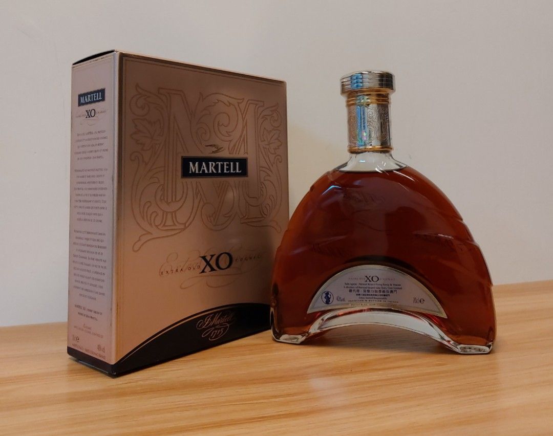 鑑定專家檢查馬爹利水位