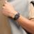 SWATCH Break Loose SO34Z103 Unika klockor inspirerade av 1984 års Swatch World Breakdance Championship